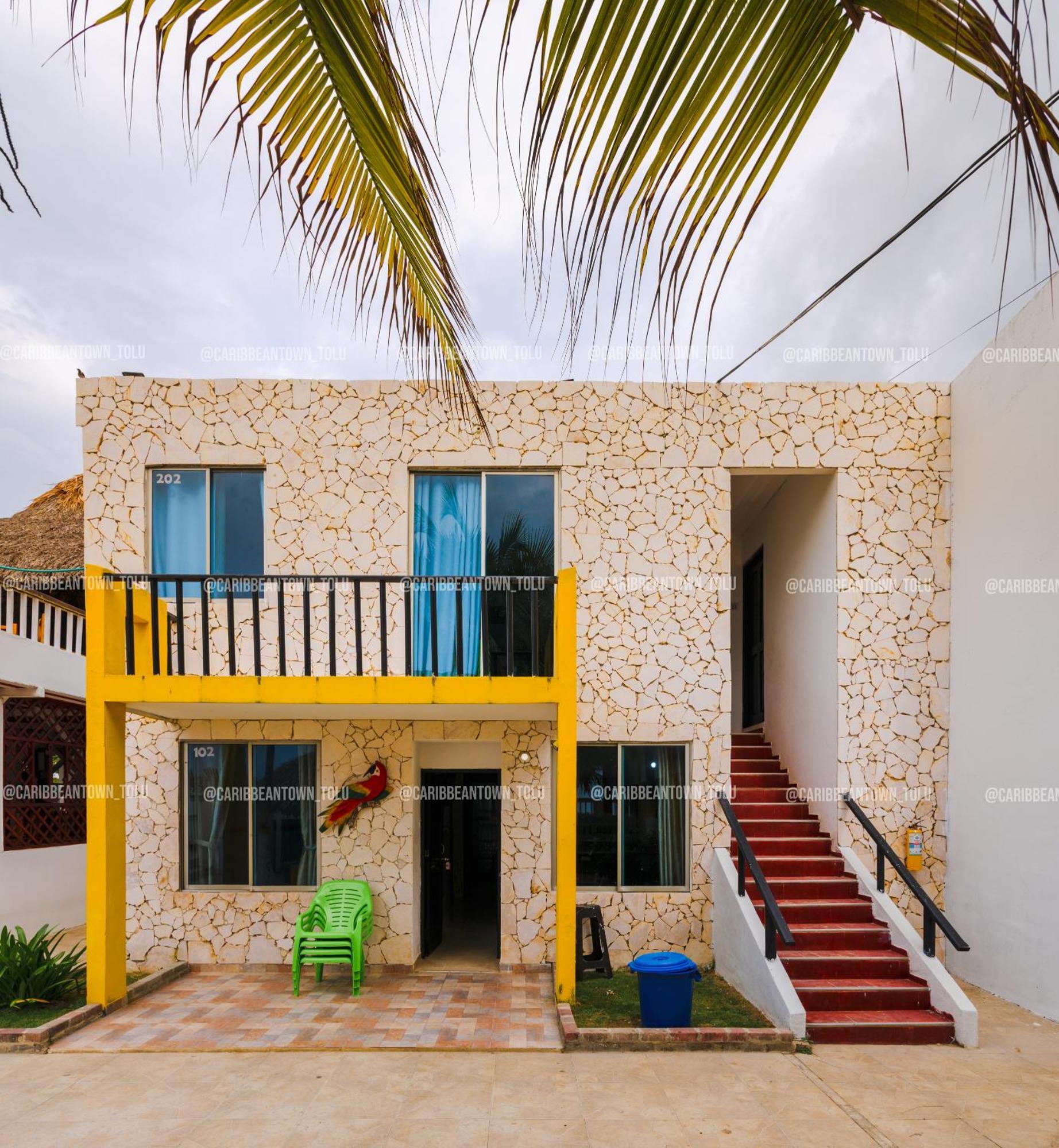 Apartahotel Caribbean Town *