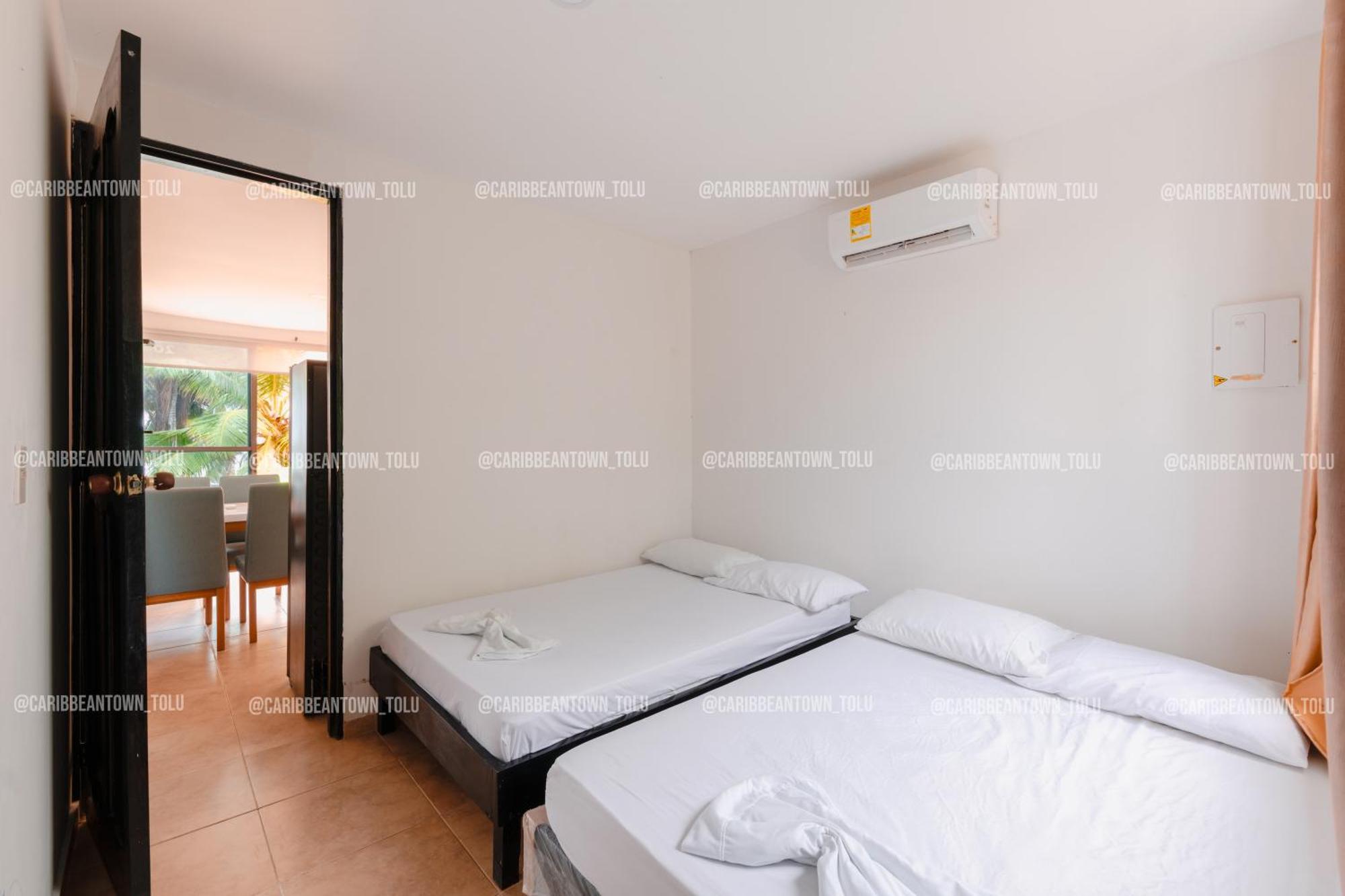 Caribbean Town Aparthotel