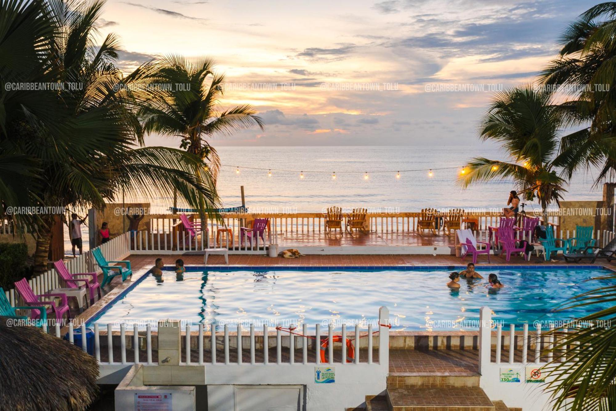 Aparthotel Caribbean Town