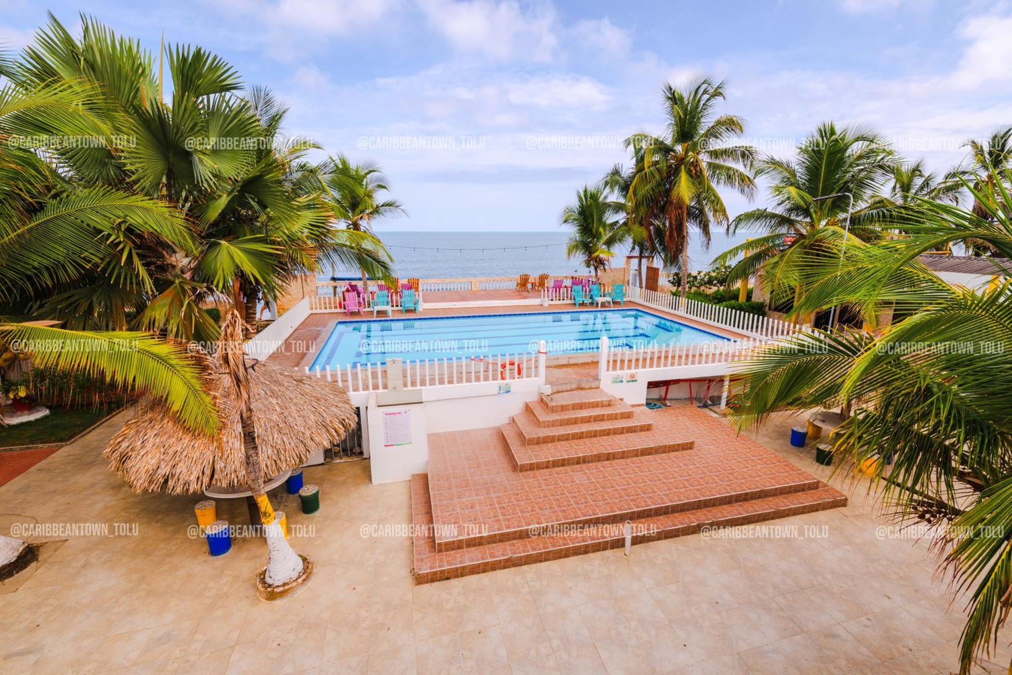 Caribbean Town Aparthotel *