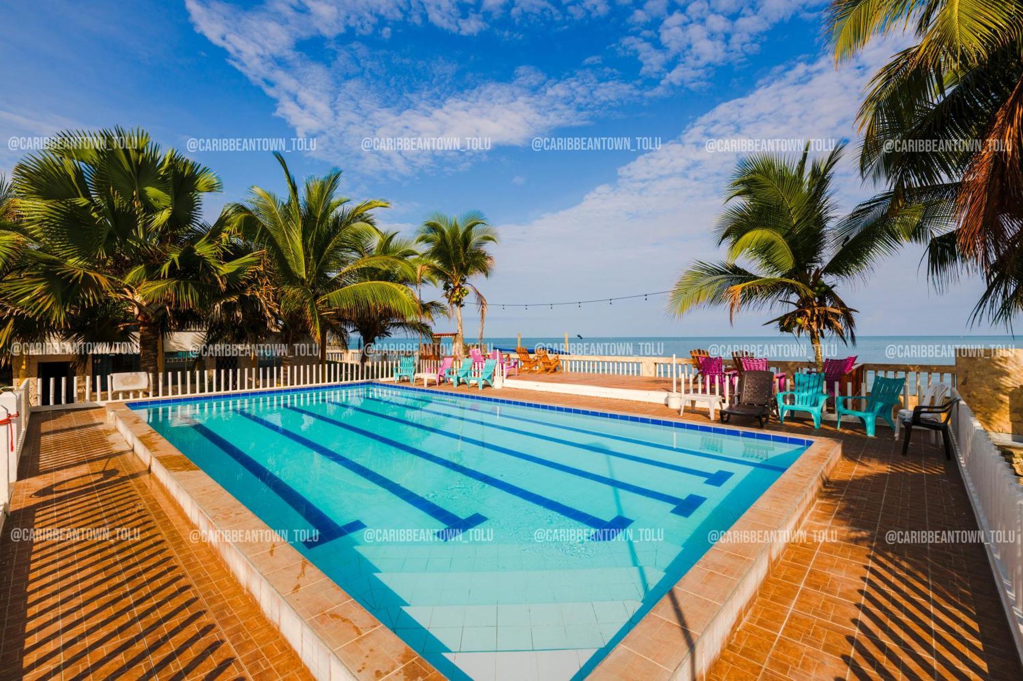Caribbean Town * Tolu