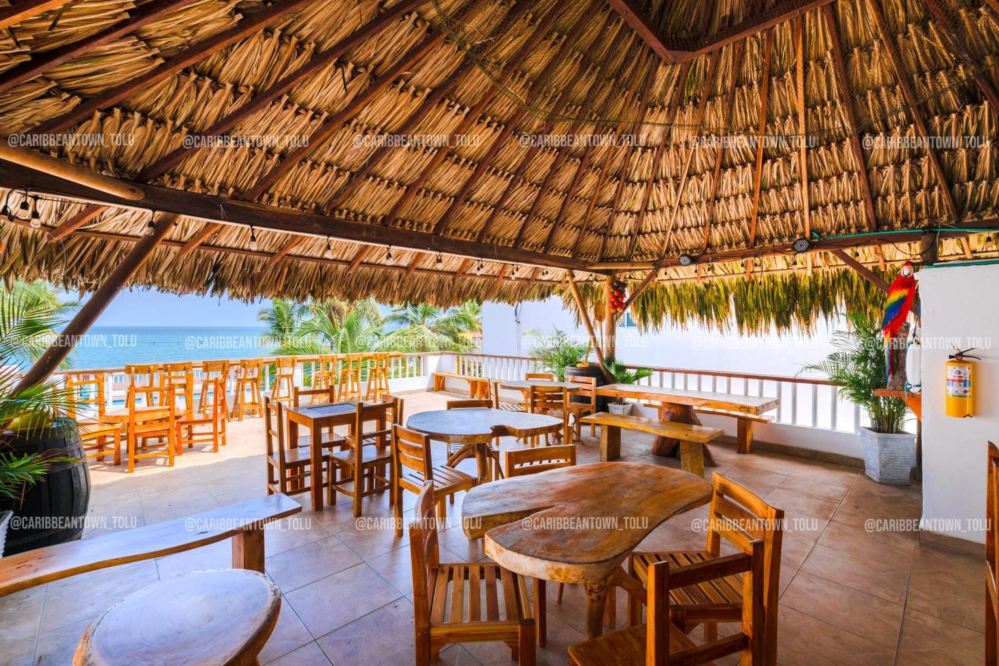 Aparthotel Caribbean Town